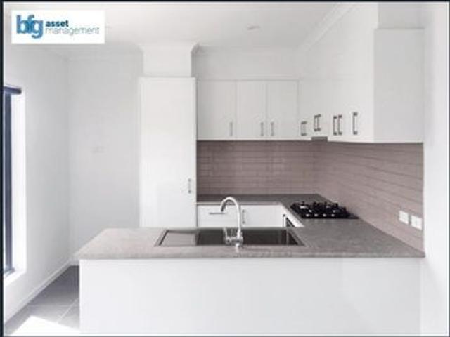 Townhouse for rent in Camerons Creek, Victoria