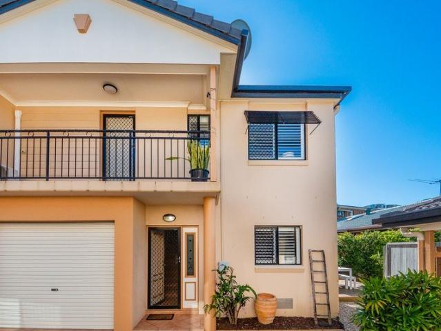 Townhouse for rent in Toombul, Queensland