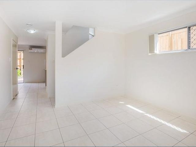 Townhouse for rent in Toombul, Queensland