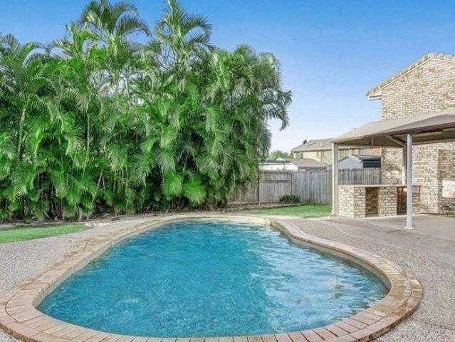 Townhouse for sale in Toombul, Queensland