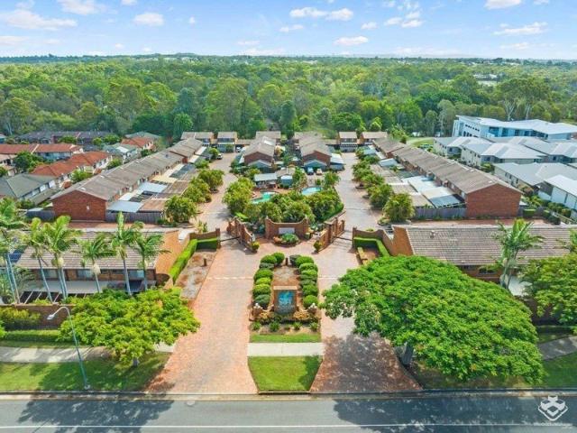 Townhouse for sale in Toombul, Queensland