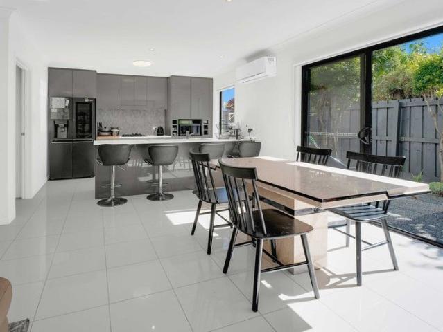 Townhouse for sale in Gold Coast, Gold Coast Metro