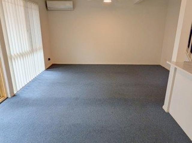 Townhouse for rent in Mudgeeraba, Gold Coast City