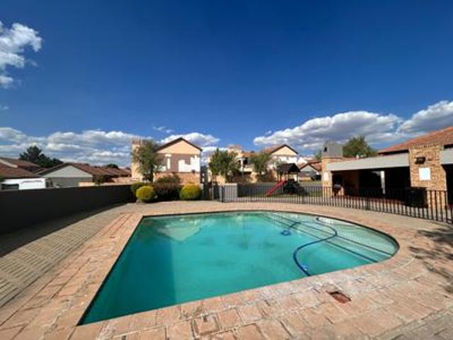 Townhouse for rent in Midrand, City of Johannesburg Metropolitan Municipality
