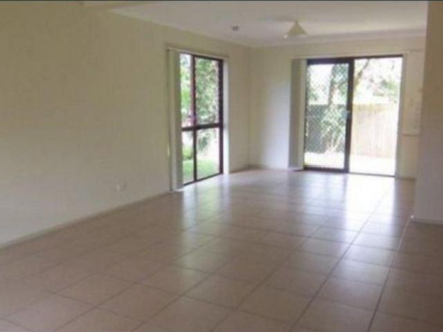 Townhouse for rent in Fernbrook, Queensland