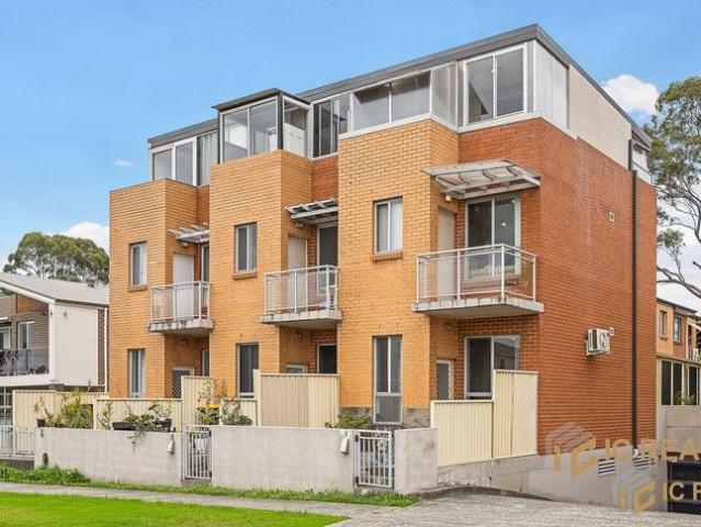 Townhouse for sale in Sydney, New South Wales