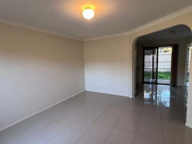 Townhouse for rent in Toombul, Queensland
