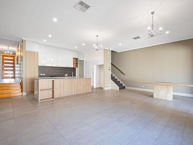 Townhouse for rent in Horseshoe Creek, South Australia