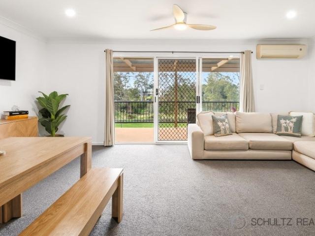 Townhouse for sale in Waterford, Greater Brisbane