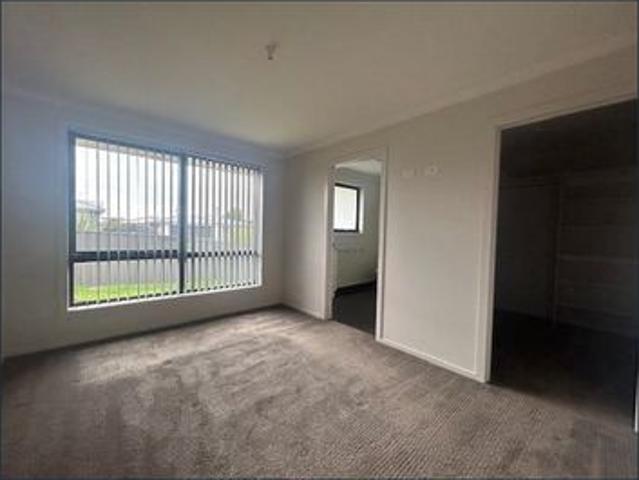 Apartment for rent in Shearwater, Tasmania