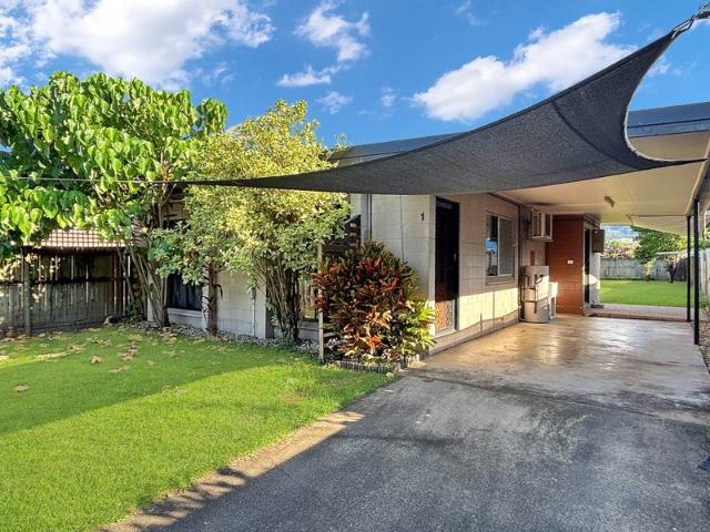 Apartment for rent in Mooroobool, Cairns