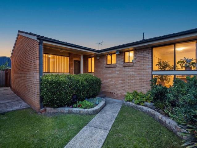 Villa for sale in Sydney, New South Wales