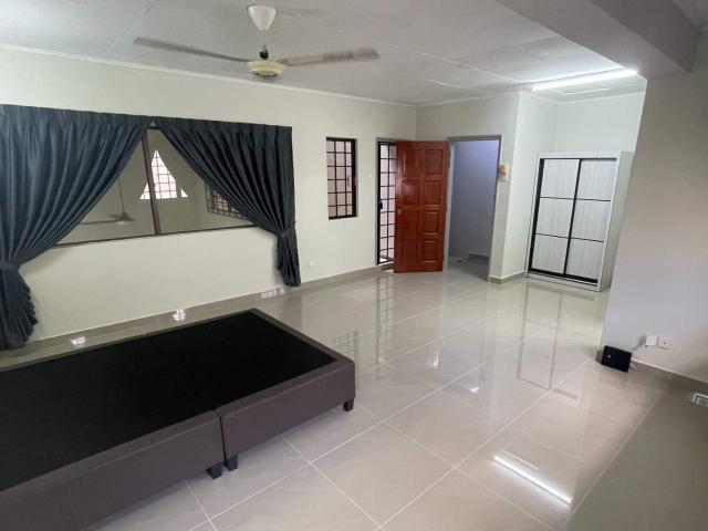 Room for rent in Petaling, Damansara Damai