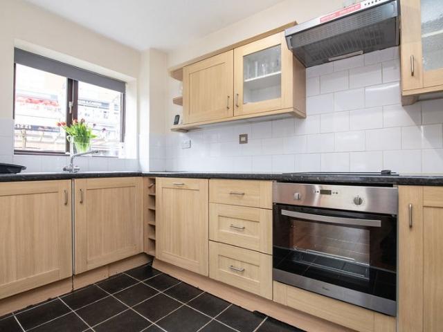 Apartment for rent in Park Central, Birmingham