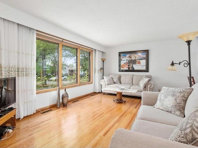 House for rent in East St. Paul, Manitoba