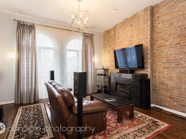 Condo for rent in Chicago Park, Illinois