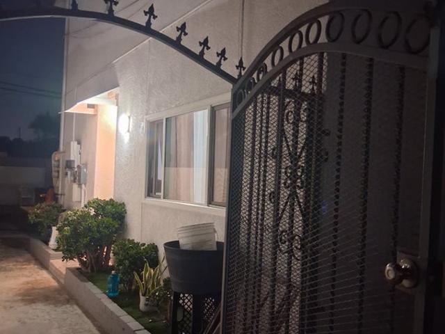 Room for rent in California