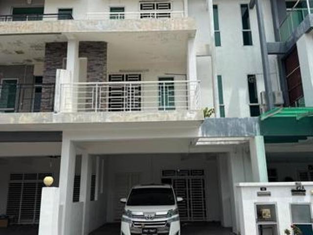 Terraced House for rent in Wellesley, Penang