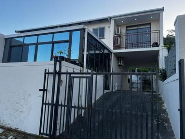 House for sale in Seaview, Kwazulu-natal