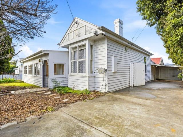 House for rent in Montrose, Hobart