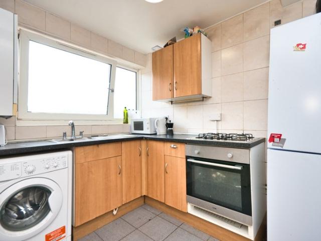 Apartment for rent in Mile End, Greater London