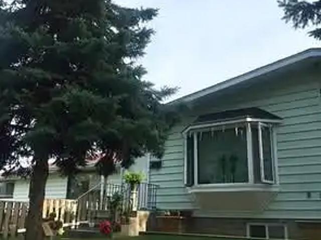 House for rent in Wedgewood, Alberta