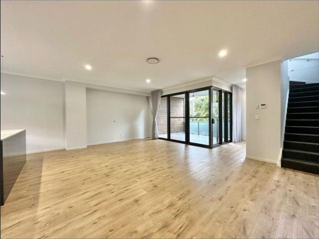 Townhouse for rent in Fernbrook, Queensland