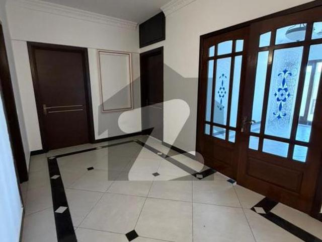 Apartment for rent in Clifton, North Waziristan