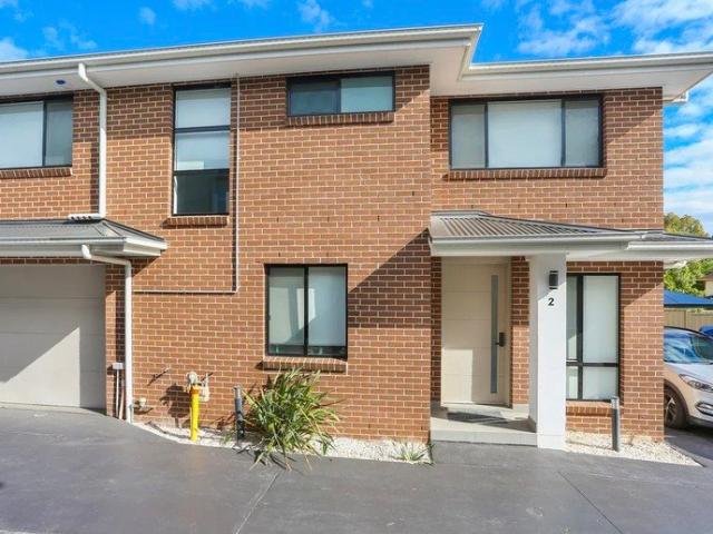 Townhouse for rent in Sydney, New South Wales