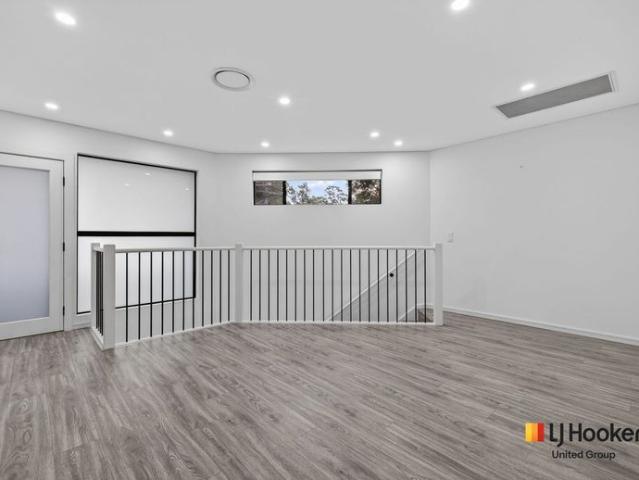 Townhouse for rent in Sydney, New South Wales