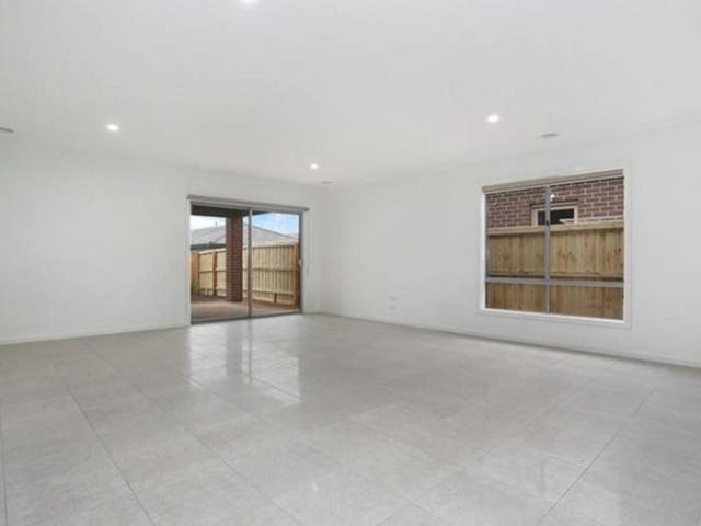 House for rent in Rathscar West, Victoria