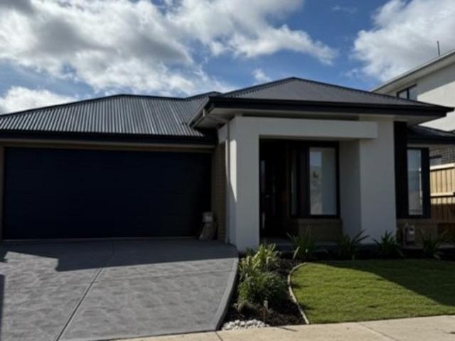 House for rent in Mickleham, Victoria