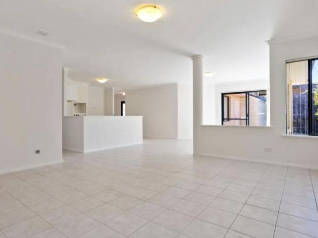House for rent in Como, Western Australia