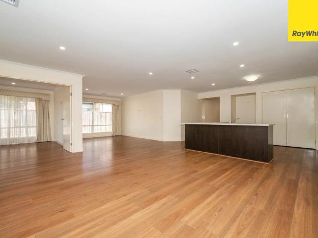 House for rent in Botanica Springs, Melbourne