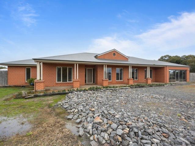 House for rent in Smythes Creek, Victoria