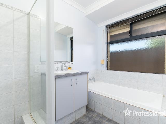 House for sale in Bennett Springs, Western Australia