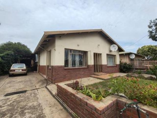 House for sale in Waterkloof, Gauteng