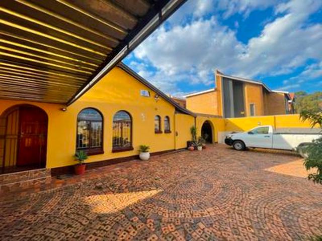 House for sale in Vosloorus, Gauteng