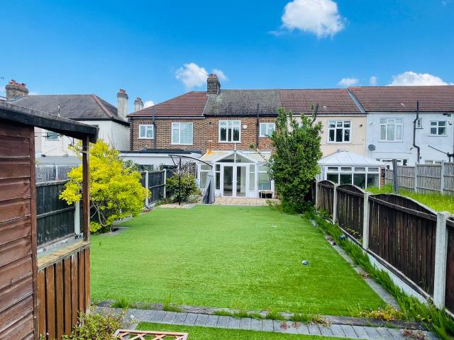 House for rent in Gidea Park, Greater London