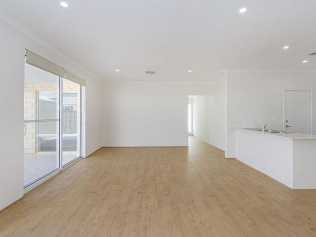 House for rent in Forrestfield, Western Australia