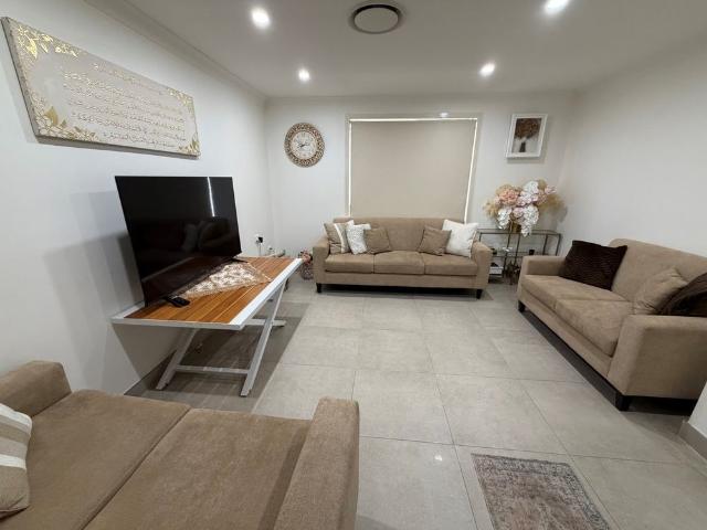 House for rent in Green Valley, Sydney