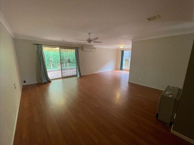 House for rent in Brisbane Grove, New South Wales