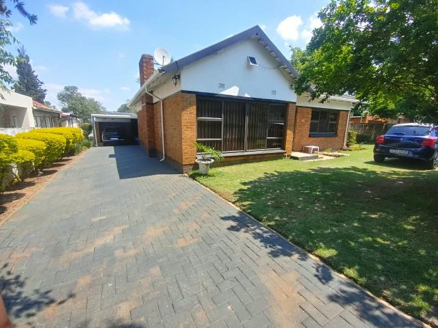House for rent in Farrarmere, Benoni