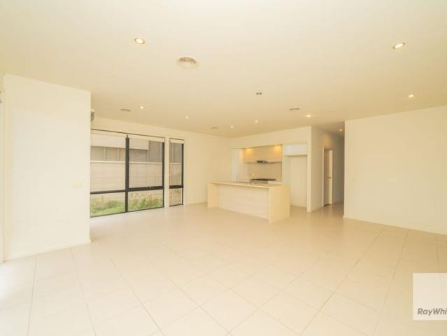 House for rent in 333 Burwood Estate, Melbourne