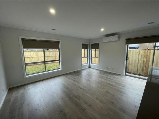 House for rent in Windermere, Melbourne