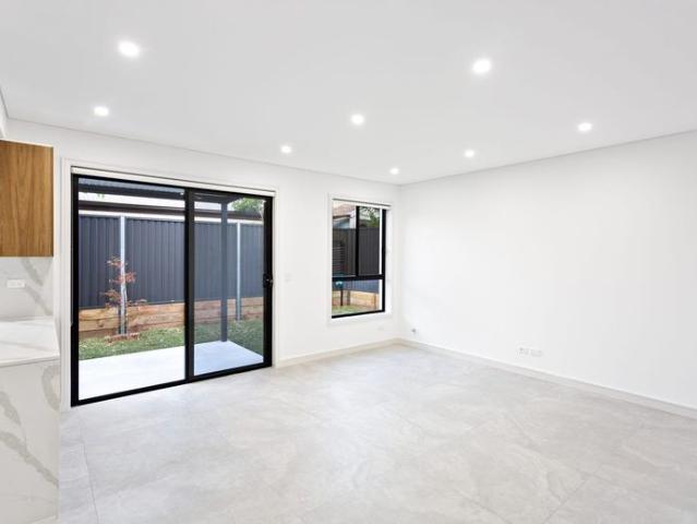 Townhouse for rent in Casula, Sydney