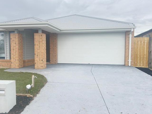 House for rent in Lynbrook, Melbourne