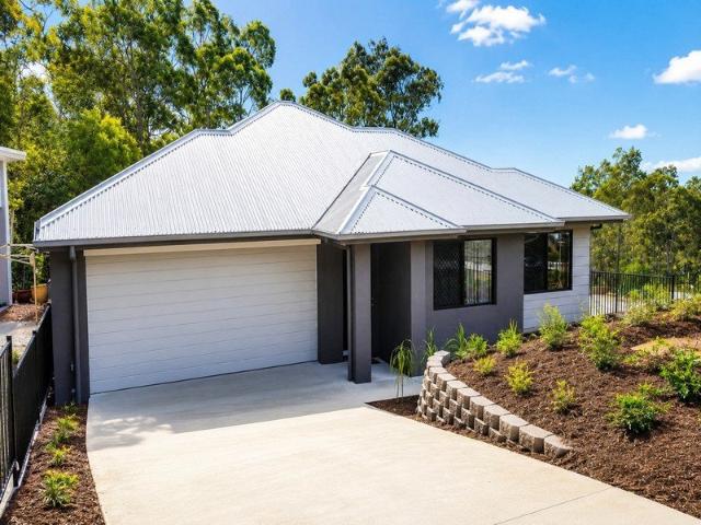 Townhouse for rent in Fernbrook, Queensland