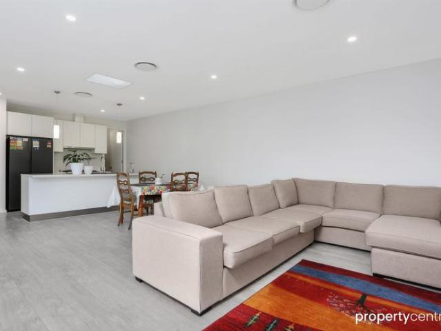 Townhouse for rent in Sydney, New South Wales