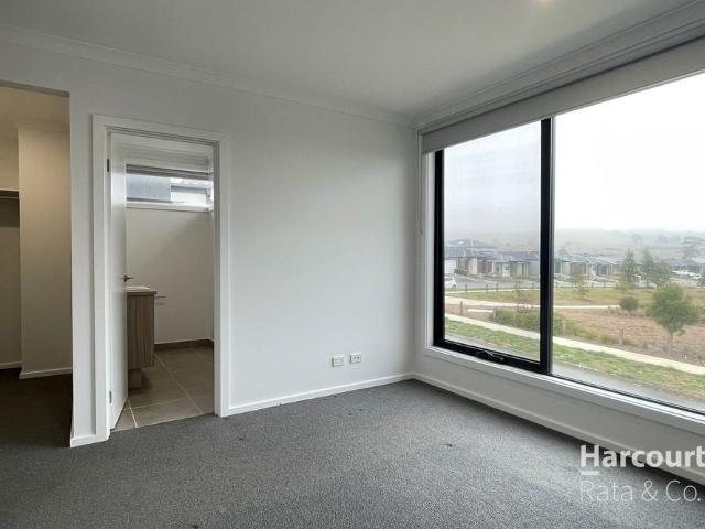 Apartment for rent in Beveridge, Victoria